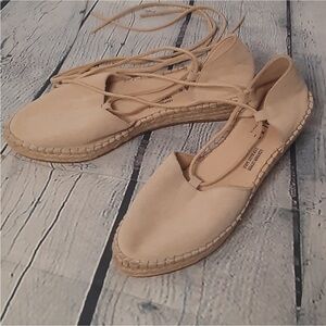 Fabiolas Ankle Tie Espadrilles Sz 39  9